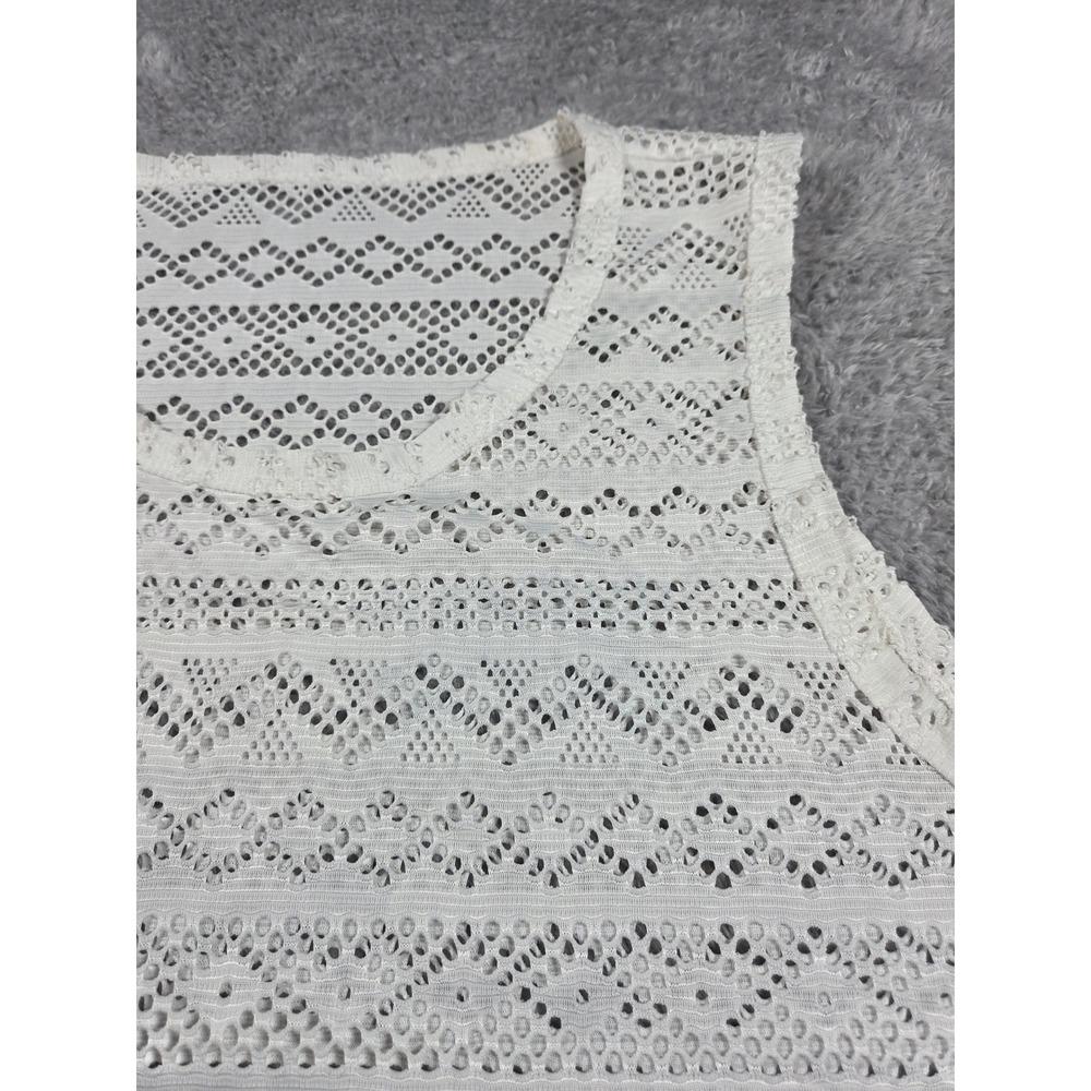 Women’s White Crochet Tank Top - Classic Lace Knit